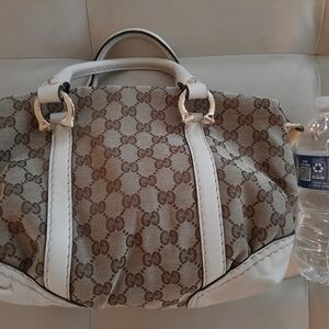 Authentic Gucci Logo Satchel Bag